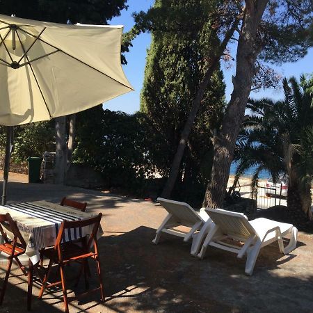 Apartament Cozy Place On The Beach Trogir Zewnętrze zdjęcie
