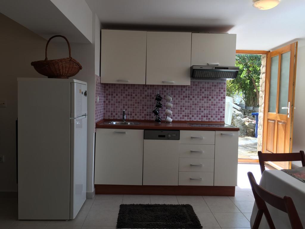 Apartament Cozy Place On The Beach Trogir Zewnętrze zdjęcie