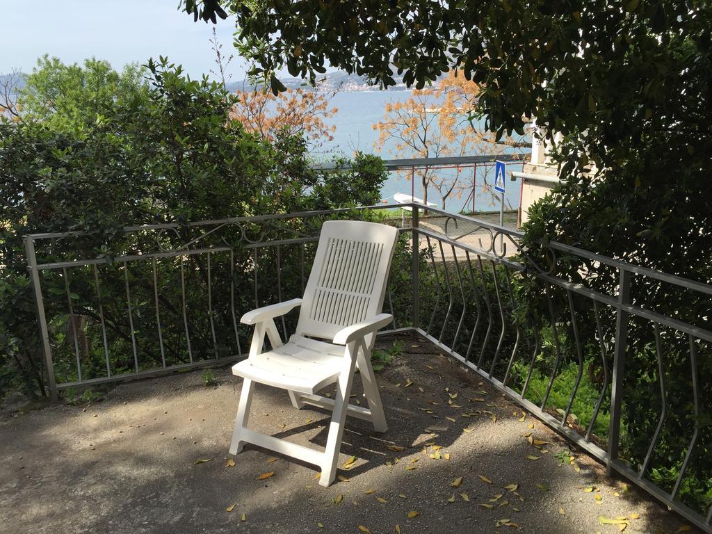 Apartament Cozy Place On The Beach Trogir Zewnętrze zdjęcie
